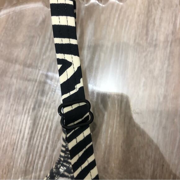 Freya Zulu Underwire Bikini Top 36D NWOT - Picture 6 of 8